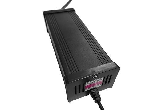 σταθερή τάση 50Hz 60Hz ΣΥΝΕΧΟΎΣ ισχύος εξαρτημάτων προσαρτημάτων φωτισμού 21V 4A 84W