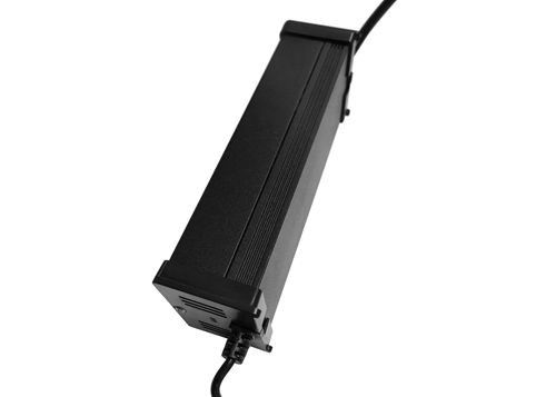 σταθερή τάση 50Hz 60Hz ΣΥΝΕΧΟΎΣ ισχύος εξαρτημάτων προσαρτημάτων φωτισμού 21V 4A 84W